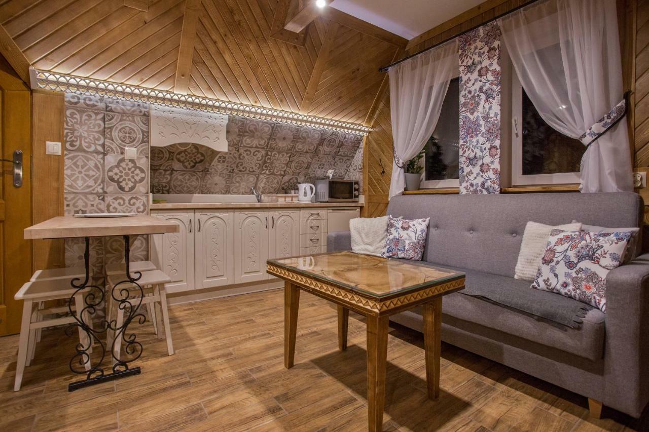 Apartamenty U Grazyny มูชองค์ชิคแล ภายนอก รูปภาพ